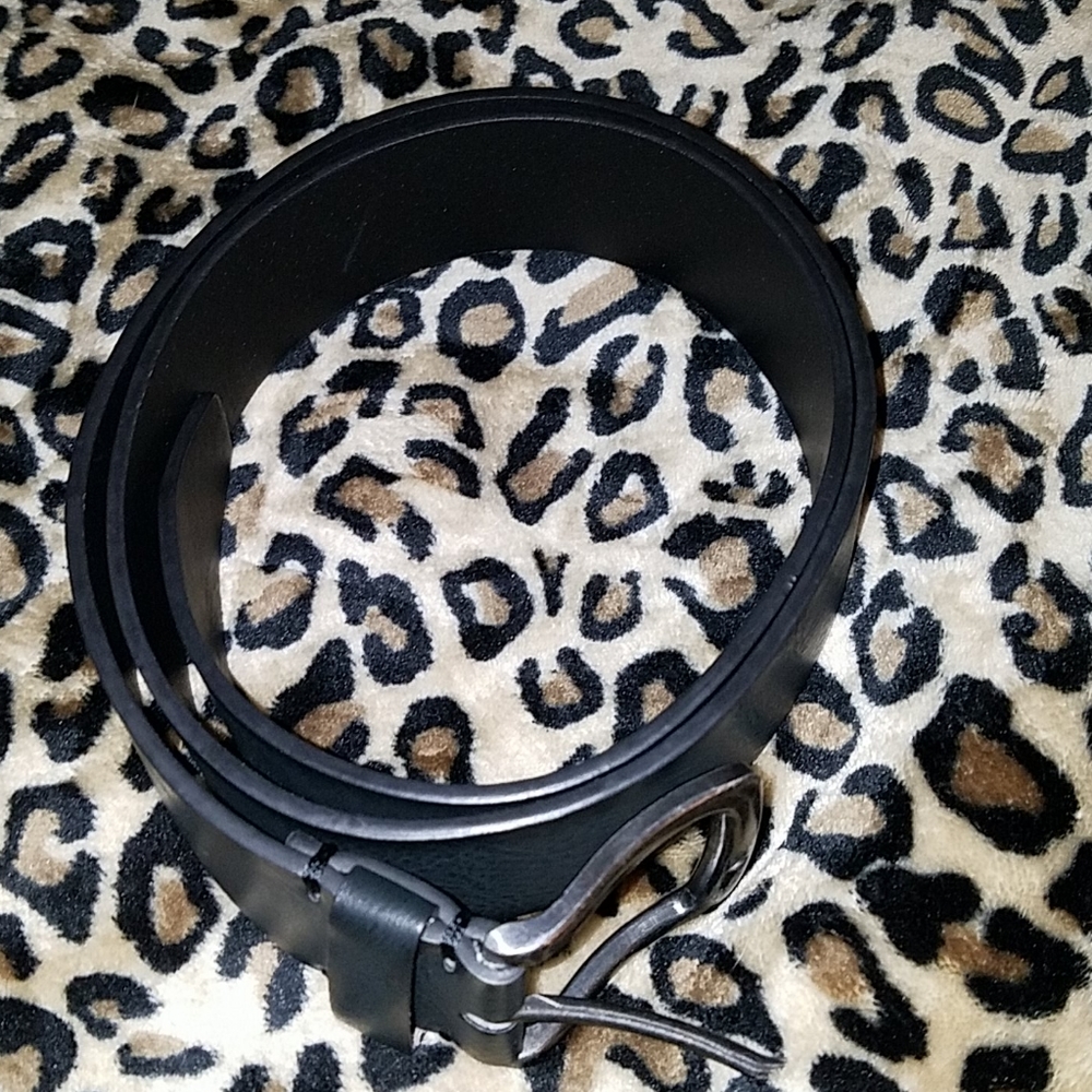 Men buckle belt Nwot